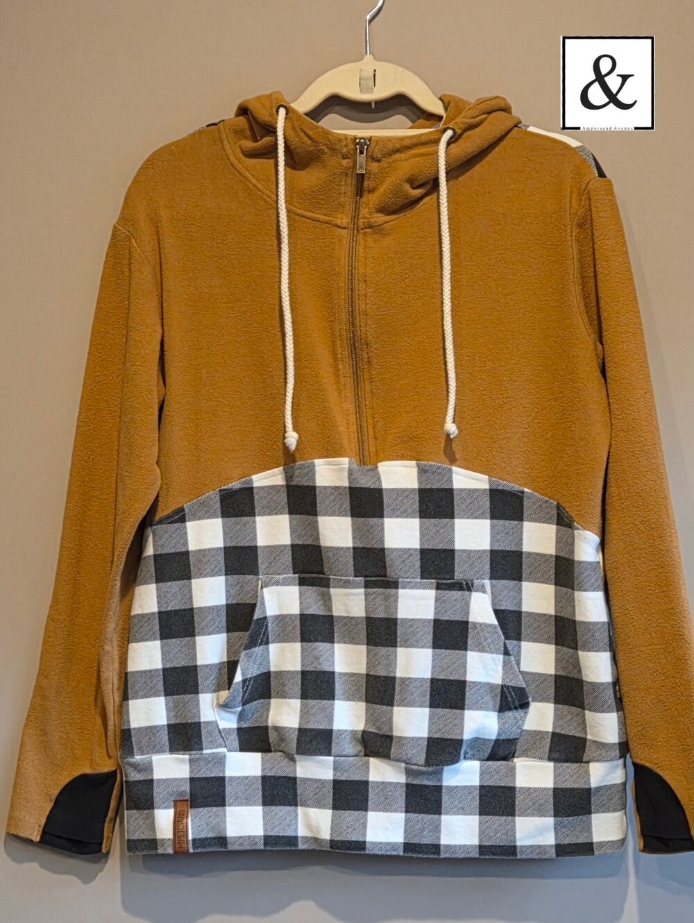 Ampersand Ave Tan Half Zip Hoodie with Black & White Buffalo Plaid Sz XL
